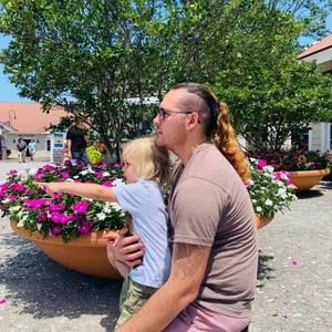 Meet your Posher, Dylan